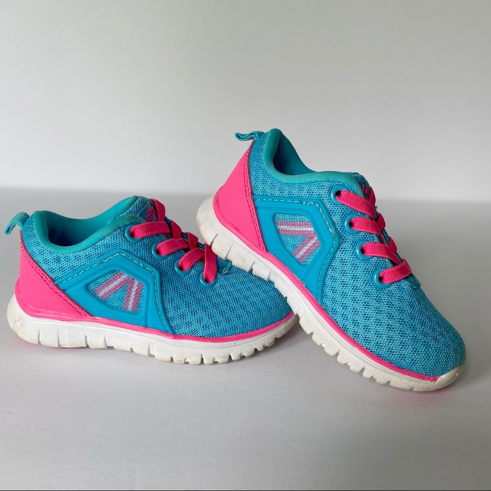 Toddler girl sneakers